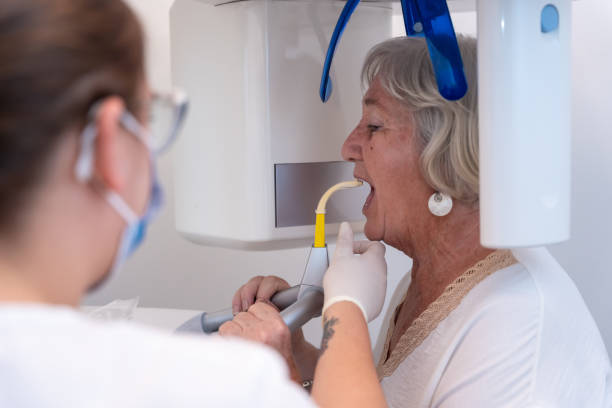 Best Emergency Tooth Extraction in Brighton, IL